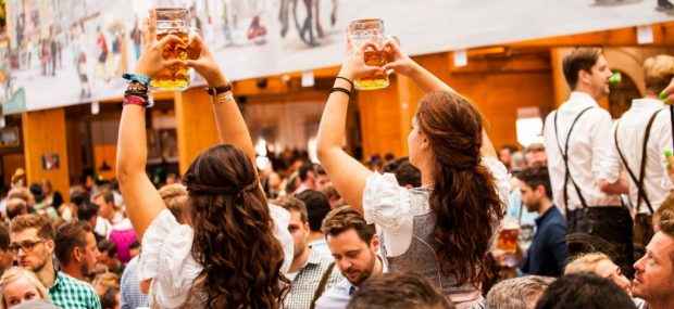 8 reasons to attend oktoberfest in Munich, Germany at least once in your life | Oktoberfest bucket list | #oktoberfest #beer #munich #germany